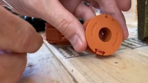 ? How to Replace Trimmer String Spool➔Worx WG Trimmer / Weed Eater / Edger Spools Replacement
