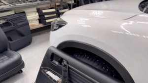 Toyota Land Cruiser 200 цвет GRAPHITE под комплектацию Executive Lounge + аквапринт салона матовый.