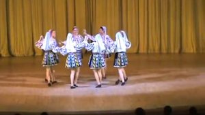 Молдавский танец Сырба