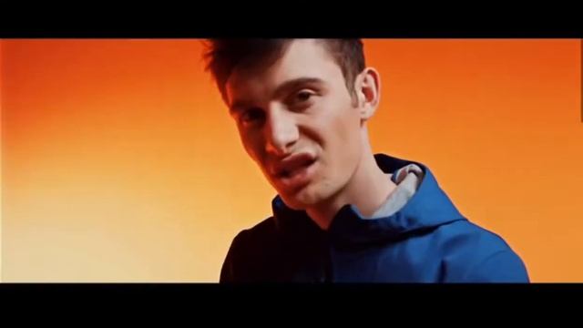 ЧЕТЫРЕХМИНУТНАЯ ВЕРСИЯ: НУ ШО ТАМ ЛИЗЗКА, РРА, БЕЗ ОБИД (ЭДВАРД АТЕВА: РУКАЛИЦО) смотреть онлайн