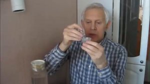 Глаза и водный раствор 3% перекиси водорода Alexander Zakurdaev