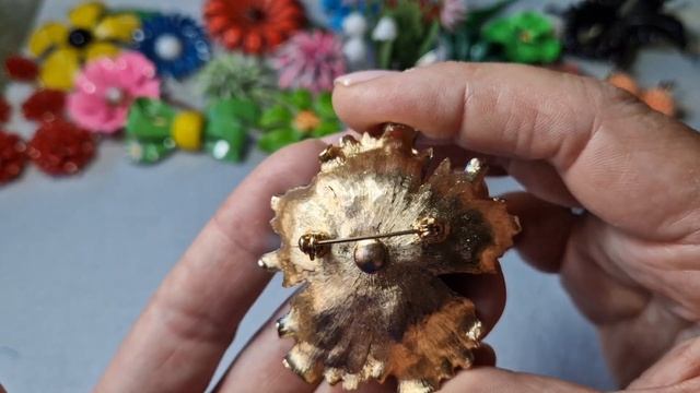 173. Распаковка. Броши-цветы(продолжение) Моя новая стрижка.