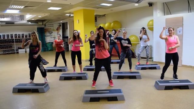 Bachata Remix Despacito "Luis Fonsi ft. Daddy Yankee" (Dj Manuel Citro)(Zumba®Step Choreo) смотреть онлайн