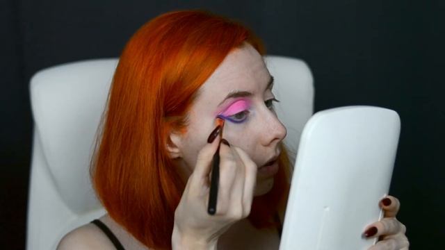 РАСПАКОВКА ПОКУПКИ от Beauty Bay | СКАНДАЛ на Почте | Makeup Revolution, Revolution Haircare, Inglo смотреть онлайн