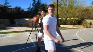 I Customized A Basketball Court With Jesser!