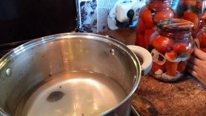 маринованные помидоры ? с базиликом