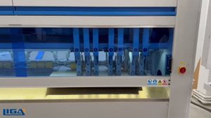 Резательно-рилёвочный станок KDT-WG8C2 Smart в работе