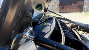 Установка газовых упоров и доработка крепления на капоте