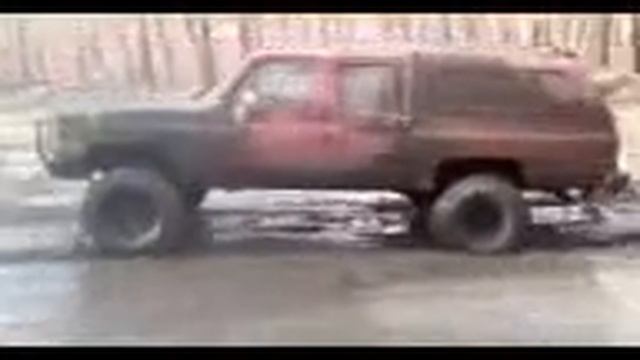 1991 GMC Suburban Lifted On 40's смотреть онлайн