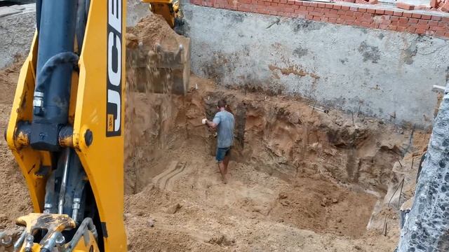 Устройство подвала под существующими фундаментами