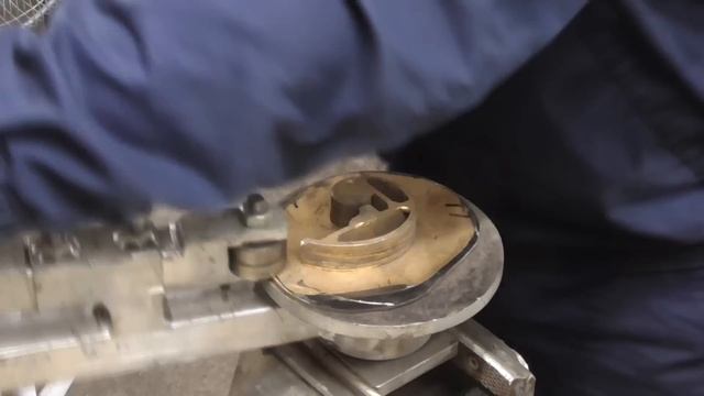 Приспособа ДЛЯ окончаний! Гнем ПРОФТРУБУ 10х10 и 20х20. Холодная ковка! Самоделка, Станок! смотреть онлайн