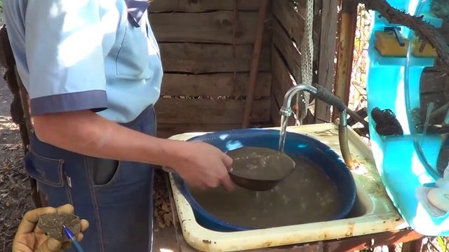 Хлор растворяет металлы в речных камнях смотреть онлайн