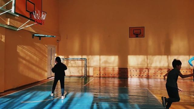 Урок физической культуры