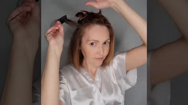 КАК СДЕЛАТЬ ПРИКОРНЕВОЙ ОБЪЁМ УТЮЖКОМ-ГОФРЕ/ Укладка волос в прикорневой зоне