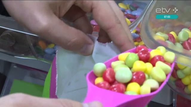 "Зеленая среда": Е-добавки - какими они бывают и как отличить опасные от неопасных? смотреть онлайн