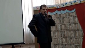 "Снег кружится". Исполняет Максим Кравцов.