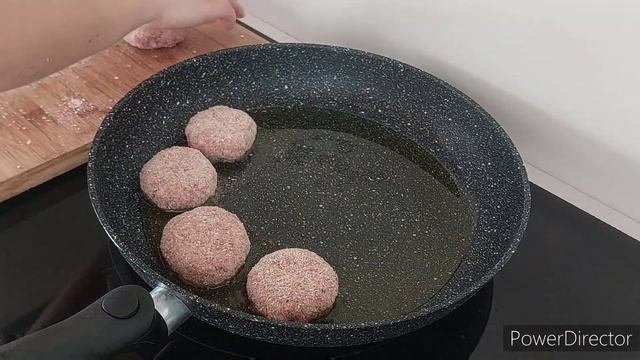 КОТЛЕТЫ (по рецепту из "Книги о вкусной и здоровой пище")