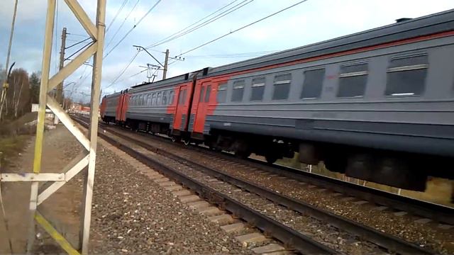 Электропоезд ЭД4М-0299. Перегон Софрино-Хотьково. смотреть онлайн