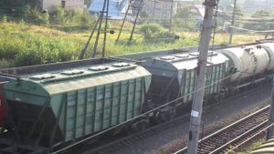 Станция Волоколамск. Тепловозы ТЭП70-0127 и 2ТЭ116