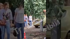 Нам прислали полное видео с Днепра, где ТЦК пыталось похитить очередного мужика. Часть 1