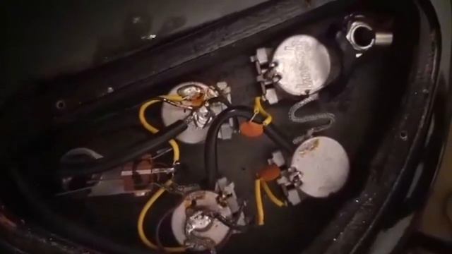 Is it a GIBSON SG? 5 Quick signs to tell in under 5 mins. смотреть онлайн