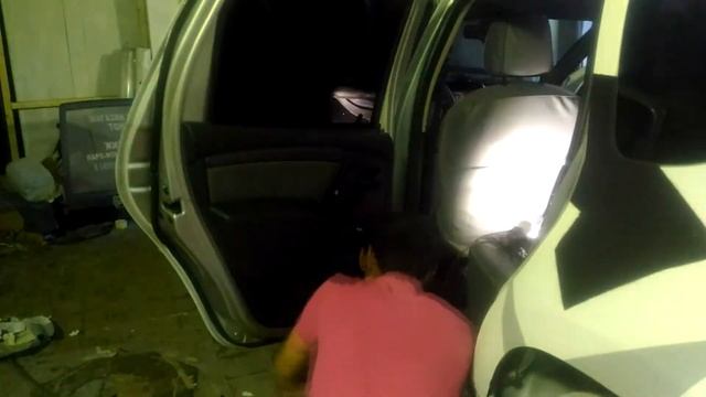Покраска в жидкую пленку Renault Duster. Студия автозвука "PERSONA" смотреть онлайн