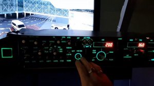 Домашний кокпит Boeing 777