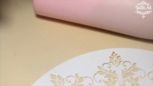 Кружевная роспись подарочной бутылки. Техника «ленивое» кружево с помощью трафарета. МК Ютты Арт