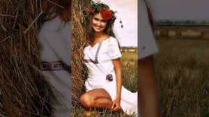 Ой , кума , ты кумушка , озорная думушка , до чего же ты леха , так не долго до греха ...