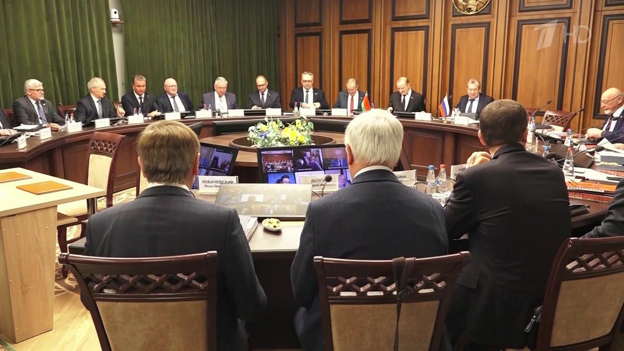 Москва и Минск разрабатывают программу сотрудничества в области фундаментальных исследований