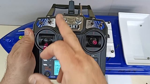 Макс с диппером на внешнем подвесе . смотреть онлайн