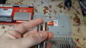 Распаковка — Резьбонарезной набор Matrix 77337