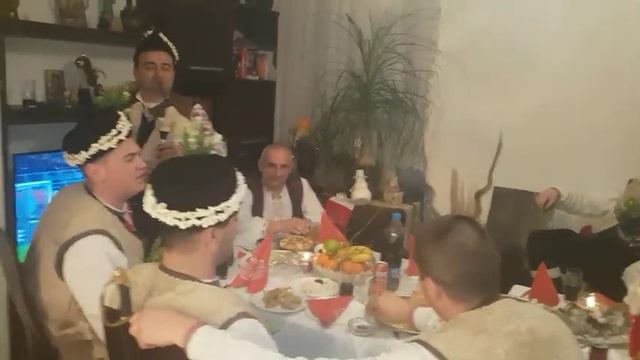 Моята Коледа с любимите ми Коледари! смотреть онлайн