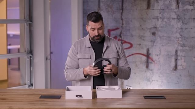 Unboxing Bang & Olufsen Beoplay Portal – Wireless Gaming Headphones – Designed for Xbox смотреть онлайн