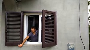 Алюминиевые жалюзийные ставни на окна