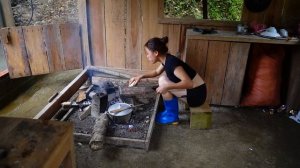 Making curtains for bathrooms and toilets, Building a water tank - 2 years living in the forest