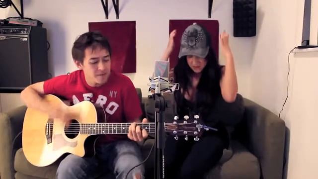 Красивая девушка красиво поет смотреть онлайн