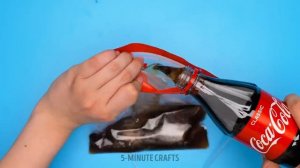 5-Minute Crafts, КАК ПРОНОСИТЬ ЕДУ ТАЙКОМ В ОБЩЕСТВЕННЫЕ МЕСТА