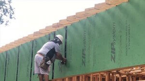 Гидроизоляция каркасного дома ZIP (зип) панелями (6 серия)