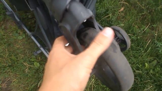 Как снять колеса с коляски Chicco Lite Way смотреть онлайн