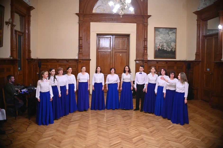 ой, при лужку