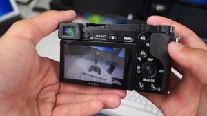 Unboxing & Review: SONY Alpha A6000-camera