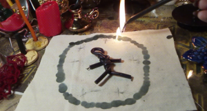 Заброс  крестовый - подкинуть порчу  врагу.