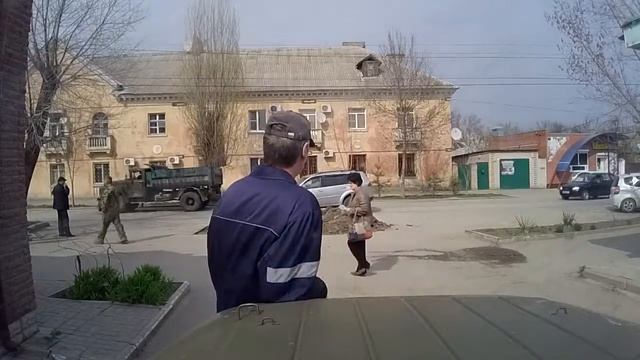 Ох асфальт и дороги в России!!! смотреть онлайн