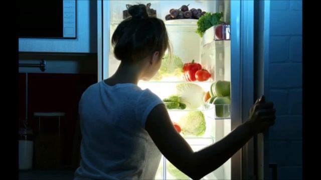 Что съесть на ночь и не потолстеть. Еда на ночь без вреда для фигуры смотреть онлайн