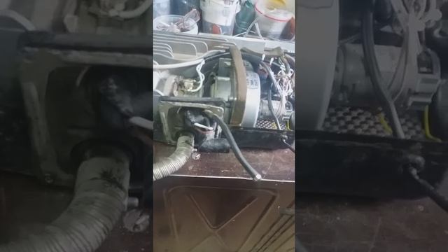 Фольксваген Т-4 автономка B2l штатная сухой фен. смотреть онлайн