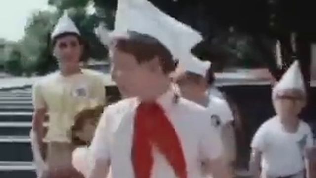 Каникулы Петрова и Васечкина - Антон - Loca смотреть онлайн