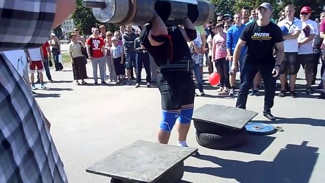 Александр Курак, жим бревна -150 кг на 5 раз за 60 сек. , рекорд РБ! смотреть онлайн