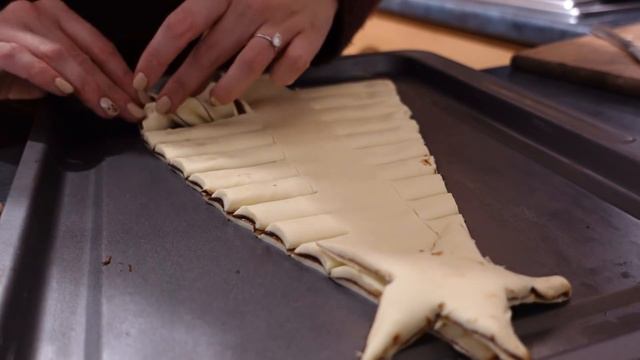 Christmas Eve | Speed cleaning, food preperation, baking, cosy family time | VLOGMAS day 25 смотреть онлайн