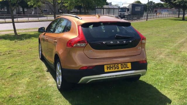 Volvo V40 D2 Cross Country Lux 5dr Powershift for sale at Brenwood Motors, Kirkcaldy, Fife смотреть онлайн